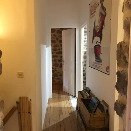 Holiday home Les Pentes Du Chateau De Retourtour *