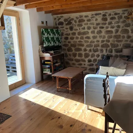 Holiday home Les Pentes Du Chateau De Retourtour *